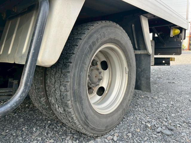 ダイナトラック パネルバン標準セミロング3300ボディステンレス床5速MT ☆上物:トヨタ車体 ボディーNO:ST10B00126☆標準セミロングボディ☆ステンレス床☆5速MT☆4000cc(116馬力)☆3人乗り☆電格ミラー☆バックカメラ☆ETC(44枚目)