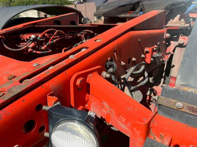 ギガ トレーラーヘッドダンプポンプPTO付き小平製 積載11.5t ハイルーフマニュアル☆ダンプPTO付き☆ダンプレバー付き☆第五輪荷重:11500kg☆メッキパーツ☆総輪アルミホイール☆デフロック☆ベッド付☆ETC付☆電格ミラー☆ヒーター付ミラー☆キーレス(30枚目)