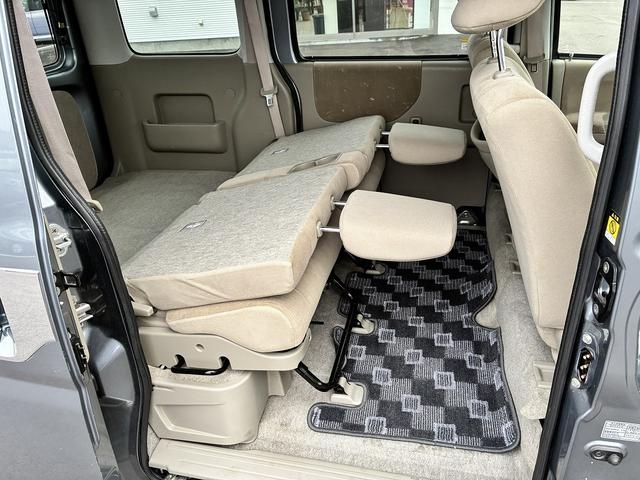 アトレーワゴン カスタムターボＲＳ　純正ナビ　フルセグＴＶ　ＣＤ　ＤＶＤ　ＥＴＣ　電格ミラー　両側スライドドア　フォグランプ　ベンチシート　純正アルミホイール（22枚目）