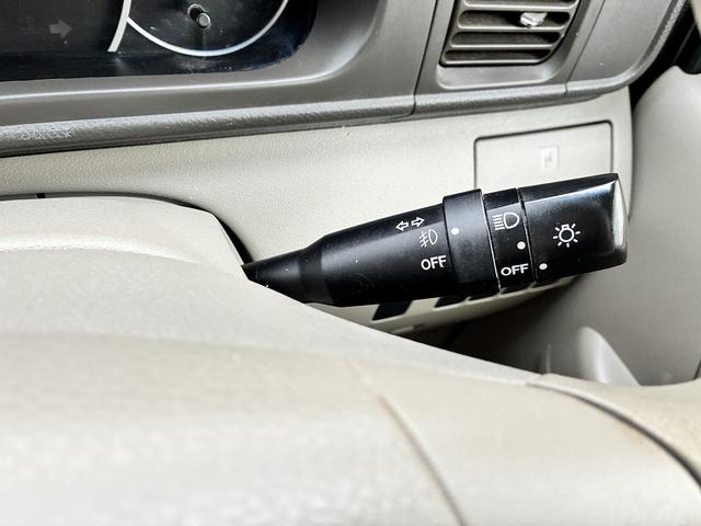 アトレーワゴン カスタムターボＲＳ　純正ナビ　フルセグＴＶ　ＣＤ　ＤＶＤ　ＥＴＣ　電格ミラー　両側スライドドア　フォグランプ　ベンチシート　純正アルミホイール（32枚目）