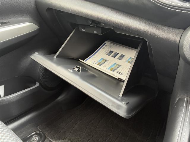 キックス Ｘ　衝突軽減ブレーキ　横滑り防止装置　全方位カメラ　ＵＳＢ　コーナーセンサー　パーキングスタート　電動格納ミラー　ＬＥＤ　フォグランプ　純正アルミホイール　オートライト（26枚目）