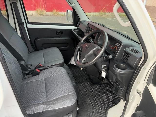 ハイゼットカーゴ スペシャルクリーン 衝突軽減ブレーキ レーンアシスト アイドリングストップ コーナーセンサー ETC 両側スライドドア LED オートハイビーム 横滑り防止装置 AM FM(18枚目)