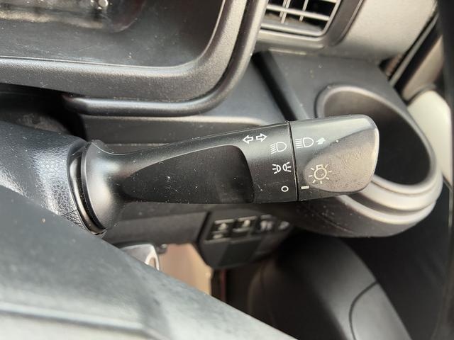 ハイゼットカーゴ スペシャルクリーン 衝突軽減ブレーキ レーンアシスト アイドリングストップ コーナーセンサー ETC 両側スライドドア LED オートハイビーム 横滑り防止装置 AM FM(27枚目)