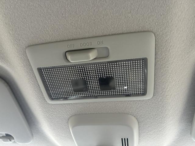 ワゴンRスティングレー X 衝突軽減ブレーキ 横滑り防止装置 シートヒーター アイドリングストップ パーキングスタート 純正ナビ ワンセグ 電動格納ミラー オートライト ベンチシート 純正アルミホイール(43枚目)