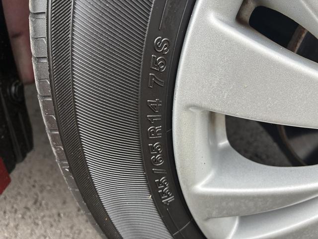 ワゴンRスティングレー X 衝突軽減ブレーキ 横滑り防止装置 シートヒーター アイドリングストップ パーキングスタート 純正ナビ ワンセグ 電動格納ミラー オートライト ベンチシート 純正アルミホイール(53枚目)
