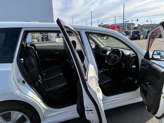 エクシーガ 2.5iアイサイト 社外ナビ ETC BT CD DVD クルーズコントロール 横滑り防止装置 AUX MTモード フォグランプ オートライト 純アルミ17インチ キーレス 助手席エアーバック フロアマット(21枚目)