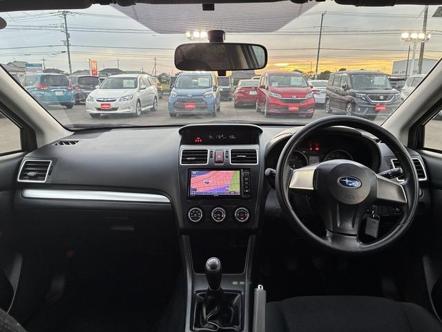 インプレッサスポーツ 1.6i 横滑り防止装置 フルセグTV バックカメラ ETC 電動格納ミラー LED AM CD フロアマット 社外ナビ(3枚目)