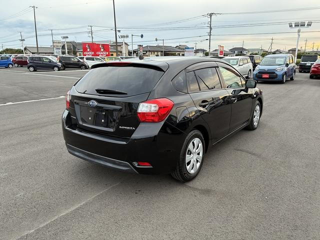 インプレッサスポーツ 1.6i 横滑り防止装置 フルセグTV バックカメラ ETC 電動格納ミラー LED AM CD フロアマット 社外ナビ(8枚目)