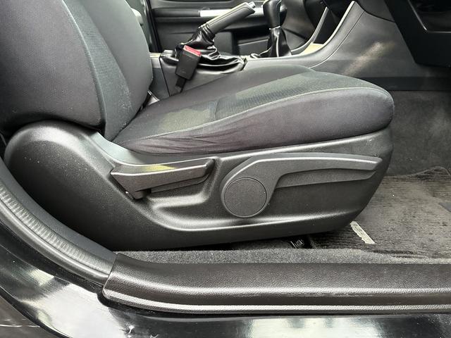 インプレッサスポーツ 1.6i 横滑り防止装置 フルセグTV バックカメラ ETC 電動格納ミラー LED AM CD フロアマット 社外ナビ(20枚目)