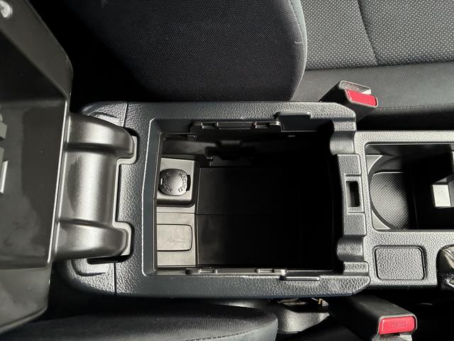 インプレッサスポーツ 1.6i 横滑り防止装置 フルセグTV バックカメラ ETC 電動格納ミラー LED AM CD フロアマット 社外ナビ(46枚目)