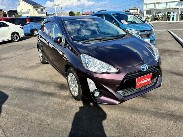 アクア S 横滑り防止ブレーキ アイドリングストップ USB ETC アイドリングストップ シートヒーター オートライト 電動格納ミラー パーキングスタート フルセグ(6枚目)