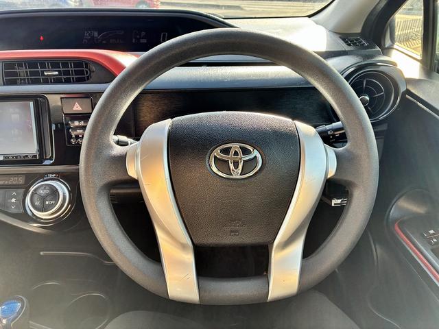 アクア S 横滑り防止ブレーキ アイドリングストップ USB ETC アイドリングストップ シートヒーター オートライト 電動格納ミラー パーキングスタート フルセグ(34枚目)