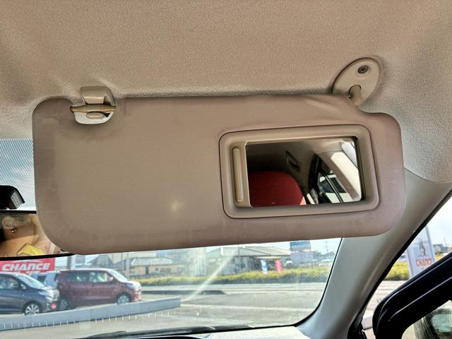 アクア S 横滑り防止ブレーキ アイドリングストップ USB ETC アイドリングストップ シートヒーター オートライト 電動格納ミラー パーキングスタート フルセグ(47枚目)