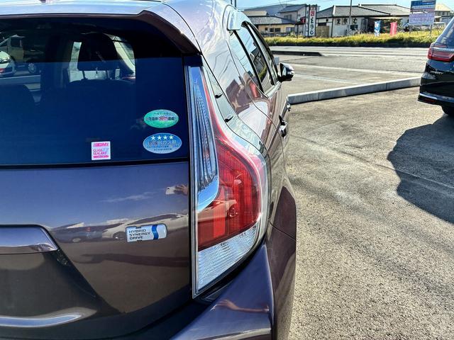 アクア S 横滑り防止ブレーキ アイドリングストップ USB ETC アイドリングストップ シートヒーター オートライト 電動格納ミラー パーキングスタート フルセグ(52枚目)