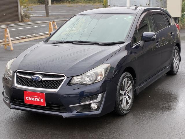 インプレッサスポーツ １．６ｉ－Ｓ　横滑り防止装置　ＥＴＣ　アイドリングストップ　電動格納ミラー　フォグランプ　純正アルミホイール　パーキングスタート　ＵＳＢ　ＣＤ　ＤＶＤ　フロアマット（4枚目）