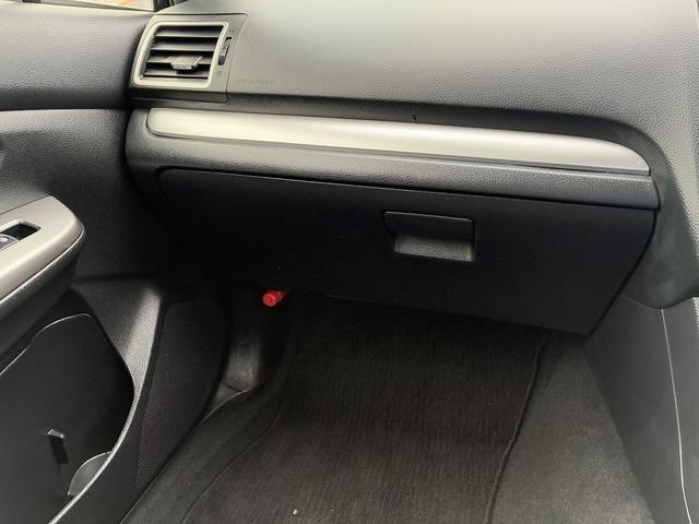 インプレッサスポーツ １．６ｉ－Ｓ　横滑り防止装置　ＥＴＣ　アイドリングストップ　電動格納ミラー　フォグランプ　純正アルミホイール　パーキングスタート　ＵＳＢ　ＣＤ　ＤＶＤ　フロアマット（27枚目）