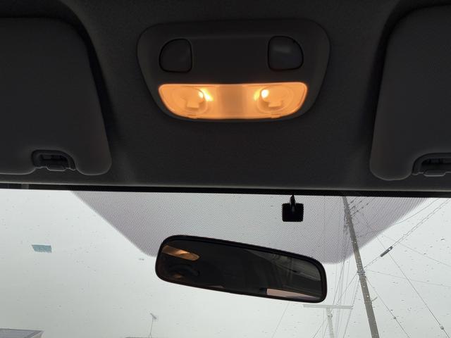 インプレッサスポーツ １．６ｉ－Ｓ　横滑り防止装置　ＥＴＣ　アイドリングストップ　電動格納ミラー　フォグランプ　純正アルミホイール　パーキングスタート　ＵＳＢ　ＣＤ　ＤＶＤ　フロアマット（44枚目）