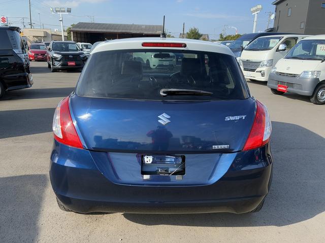 スイフト スタイル 横滑り防止装置 電動格納ミラー BT MTモード 純正アルミホイール シートヒーター ETC パーキングスタート CD DVD フロアマット(9枚目)