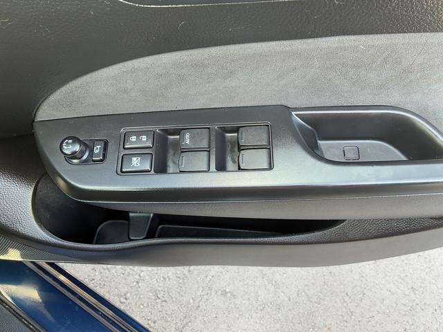 スイフト スタイル 横滑り防止装置 電動格納ミラー BT MTモード 純正アルミホイール シートヒーター ETC パーキングスタート CD DVD フロアマット(38枚目)