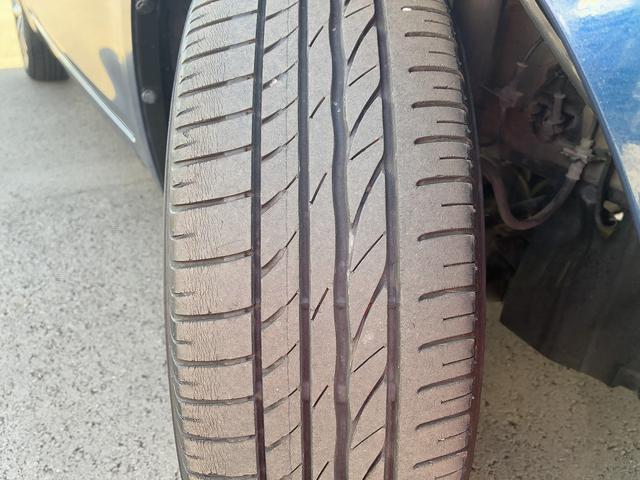 スイフト スタイル 横滑り防止装置 電動格納ミラー BT MTモード 純正アルミホイール シートヒーター ETC パーキングスタート CD DVD フロアマット(52枚目)