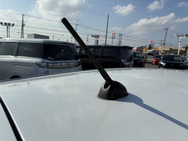 スイフト スタイル 横滑り防止装置 電動格納ミラー BT MTモード 純正アルミホイール シートヒーター ETC パーキングスタート CD DVD フロアマット(53枚目)