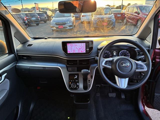 ムーヴ カスタム　Ｘ　サイドエアバック　クルーズコントロール　ＥＴＣ　横滑り防止装置　パーキングスタート　電動格納ミラー　ＬＥＤ　純正アルミホイール　オートライト　フォグランプ　バックカメラ　　ベンチシート（3枚目）