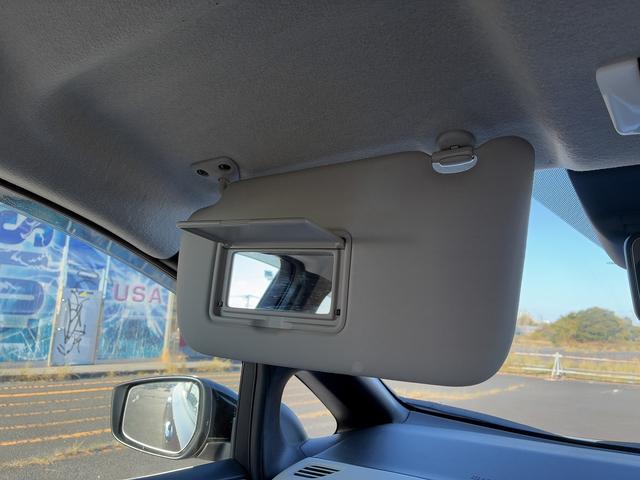 リーフ Ｘ　Ｖセレクション　衝突軽減ブレーキ　ブラインドスポットモニター　純正ナビ　　フルセグＴＶ　ＢＴ　ＵＳＢ　全方位カメラ　クルーズコントロール　シートヒーター　ドライブレコーダー　電動格納ミラー　ＬＥＤ　オートライト（42枚目）