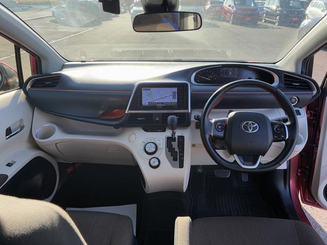 シエンタ Ｇ　社外ナビ　衝突軽減ブレーキ　ＢＴ　Ｂカメラ　ＥＴＣ　両側電動スライドドア　ＬＥＤ　ステアリングスイッチ　クルーズコントロール　レーンアシスト　横滑り防止装置　前席ドラレコ　フォグランプ　オートライト（3枚目）