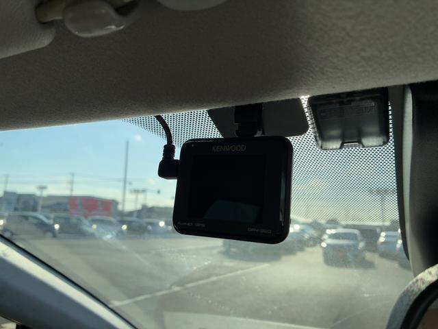 シエンタ Ｇ　社外ナビ　衝突軽減ブレーキ　ＢＴ　Ｂカメラ　ＥＴＣ　両側電動スライドドア　ＬＥＤ　ステアリングスイッチ　クルーズコントロール　レーンアシスト　横滑り防止装置　前席ドラレコ　フォグランプ　オートライト（46枚目）