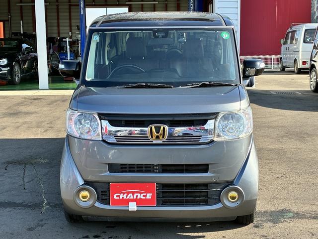 ☆金利も安い！☆　　　チャンスでは、特別低金利６．９％からご用意しています。さらに低金利自由返済型ローンも準備しました。金利が安いからこそ、ワンランク上の少し高いお車に．．．なんてことも♪♪