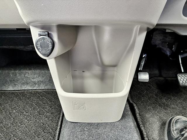 ムーヴ ＸリミテッドＩＩ　ＳＡＩＩＩ　社外ナビ　ワンセグＴＶ　Ｂカメラ　ＢＴ　ＥＴＣ　衝突軽減ブレーキ　ステアリングスイッチ　横滑り防止装置　アイドリングストップ　オートライト　オートハイビーム　助手席シートヒーター　電動格納ミラー（32枚目）