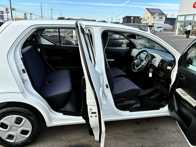 キャロル GL 社外ナビ ワンセグTV BT ETC 衝突軽減ブレーキ アイドリングストップ オートライト 助手席シートヒーター 電動格納ミラー レーンアシスト フロアマット キーレス(17枚目)