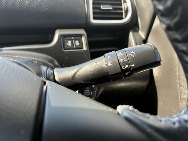 ソリオバンディット ハイブリッドＭＶ　横滑り防止装置　アイドリングストップ　全方位カメラ　ＢＴ　電動格納ミラー　両側スライドドア　ＬＥＤ　フォグランプ　オートライト　純正アルミホイール　パーキングスタート　スマートキー（33枚目）