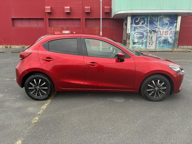 MAZDA2 15S スマートエディション レーンアシスト 純正ナビ フルセグ 全方位カメラ BT USB コーナーセンサー ドライブレコーダー パーキングアシスタント 電動格納ミラー LED オートライト 純正アルミホイール 横滑り防止装置(7枚目)