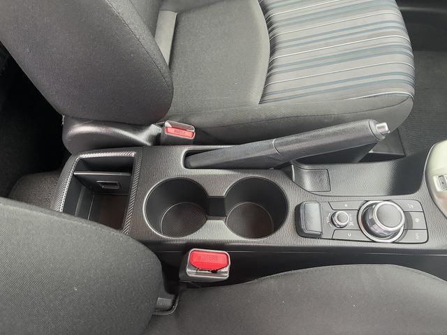 MAZDA2 15S スマートエディション レーンアシスト 純正ナビ フルセグ 全方位カメラ BT USB コーナーセンサー ドライブレコーダー パーキングアシスタント 電動格納ミラー LED オートライト 純正アルミホイール 横滑り防止装置(19枚目)