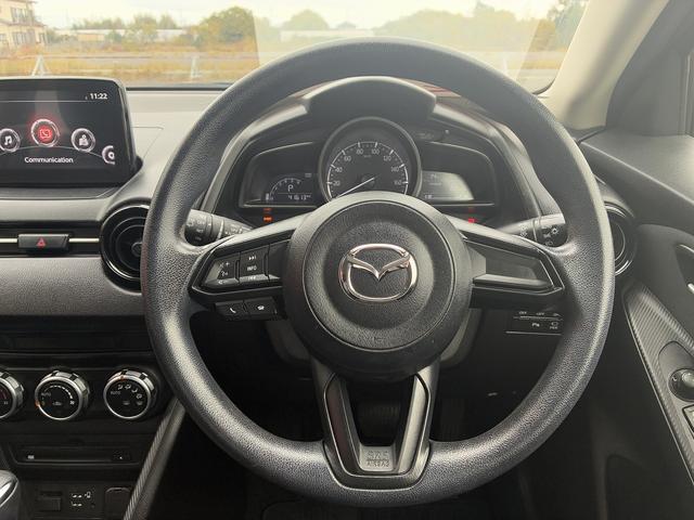 MAZDA2 15S スマートエディション レーンアシスト 純正ナビ フルセグ 全方位カメラ BT USB コーナーセンサー ドライブレコーダー パーキングアシスタント 電動格納ミラー LED オートライト 純正アルミホイール 横滑り防止装置(32枚目)