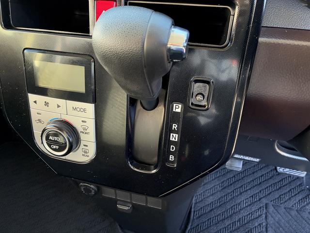 ルーミー Ｇ－Ｔ　衝突軽減ブレーキ　コーナーセンサー　両側スライドドア　ＬＥＤ　クルーズコントロール　ステアリングスイッチ　横滑り防止装置　オートライト　純正アルミ１４インチ　電動格納ミラー　フォグランプ　スマートキー（28枚目）