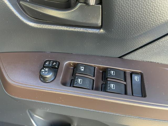 ルーミー Ｇ－Ｔ　衝突軽減ブレーキ　コーナーセンサー　両側スライドドア　ＬＥＤ　クルーズコントロール　ステアリングスイッチ　横滑り防止装置　オートライト　純正アルミ１４インチ　電動格納ミラー　フォグランプ　スマートキー（38枚目）