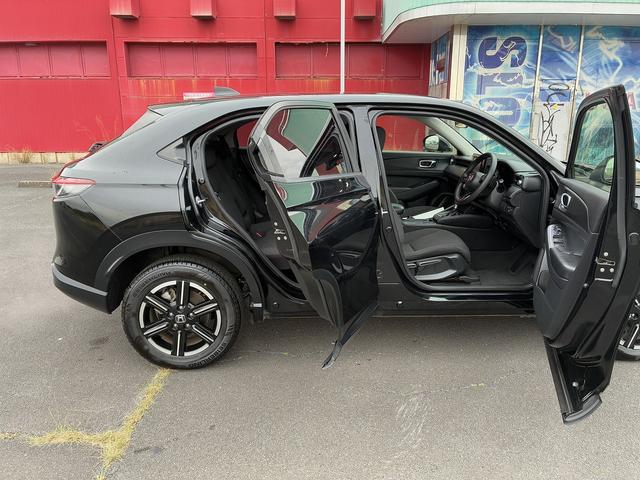 ヴェゼル e:HEV X 社外ナビ バックカメラ BT コーナーセンサー ドライブレコーダー LED フォグランプ オートライト レーンアシスト 横滑り防止装置 USB クルーズコントロール MTモード パーキングアシスト(18枚目)