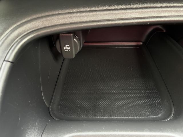 ヴェゼル e:HEV X 社外ナビ バックカメラ BT コーナーセンサー ドライブレコーダー LED フォグランプ オートライト レーンアシスト 横滑り防止装置 USB クルーズコントロール MTモード パーキングアシスト(32枚目)