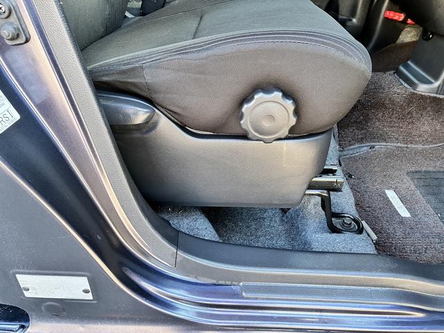 デイズルークス ハイウェイスター　Ｘ　衝突軽減ブレーキ　両側電動スライドドア　社外ナビ　フルセグＴＶ　全方位カメラ　ＥＴＣ　ＬＥＤ　オートライト　ステアリングスイッチ　横滑り防止装置　純正アルミ１５インチ　電動格納ミラー　アイスト（21枚目）