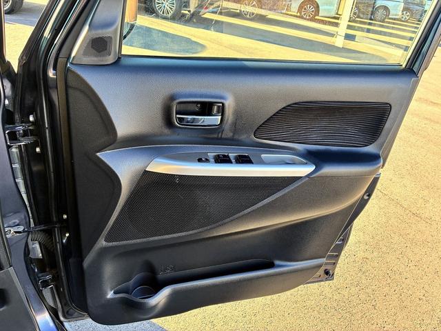 デイズルークス ハイウェイスター　Ｘ　衝突軽減ブレーキ　両側電動スライドドア　社外ナビ　フルセグＴＶ　全方位カメラ　ＥＴＣ　ＬＥＤ　オートライト　ステアリングスイッチ　横滑り防止装置　純正アルミ１５インチ　電動格納ミラー　アイスト（42枚目）