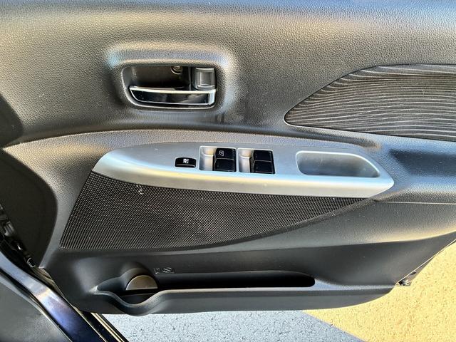 デイズルークス ハイウェイスター　Ｘ　衝突軽減ブレーキ　両側電動スライドドア　社外ナビ　フルセグＴＶ　全方位カメラ　ＥＴＣ　ＬＥＤ　オートライト　ステアリングスイッチ　横滑り防止装置　純正アルミ１５インチ　電動格納ミラー　アイスト（43枚目）