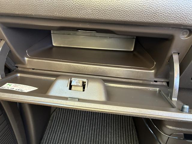 Ｎ－ＢＯＸ Ｌ　レンタアップ　ＳＤナビ　衝突軽減ブレーキ　ＥＴＣ　Ｂカメラ　ＬＥＤ　オートライト　クルーズコントロール　横滑り防止装置　パーキングアシスト　レーンアシスト　片側電動スライドドア　コーナーセンサー（29枚目）