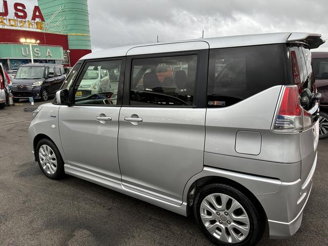 ソリオ ハイブリッドＭＸ　レンタアップ　ＳＤナビ　衝突軽減ブレーキ　バックカメラ　ＥＴＣ　ＢＴ　コーナーセンサー　クルーズコントロール　レーンアシスト　横滑り防止装置　片側電動スライドドア　パーキングアシスト　純正アルミ１５（12枚目）