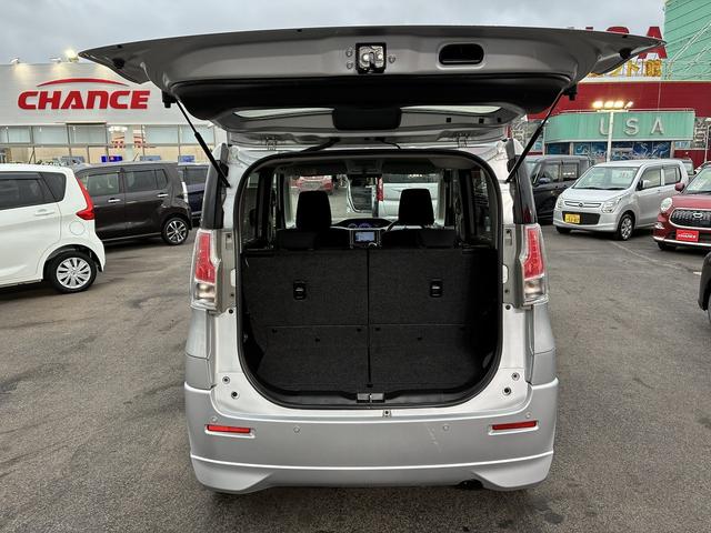 ソリオ ハイブリッドＭＸ　レンタアップ　ＳＤナビ　衝突軽減ブレーキ　バックカメラ　ＥＴＣ　ＢＴ　コーナーセンサー　クルーズコントロール　レーンアシスト　横滑り防止装置　片側電動スライドドア　パーキングアシスト　純正アルミ１５（16枚目）