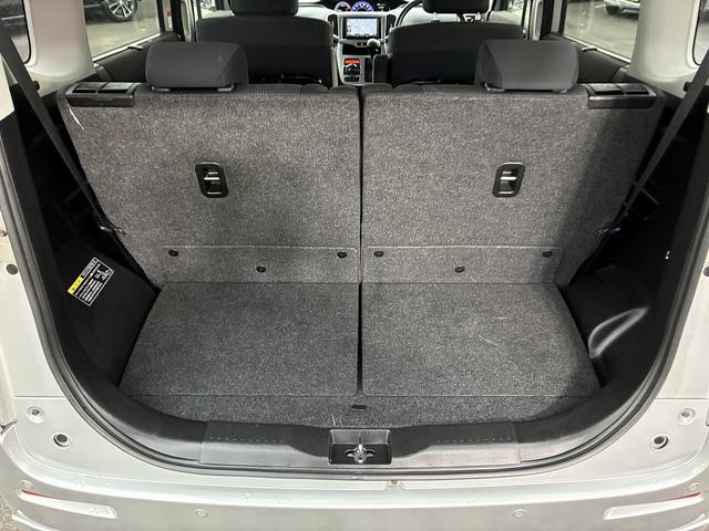 ソリオ ハイブリッドＭＸ　レンタアップ　ＳＤナビ　衝突軽減ブレーキ　バックカメラ　ＥＴＣ　ＢＴ　コーナーセンサー　クルーズコントロール　レーンアシスト　横滑り防止装置　片側電動スライドドア　パーキングアシスト　純正アルミ１５（17枚目）