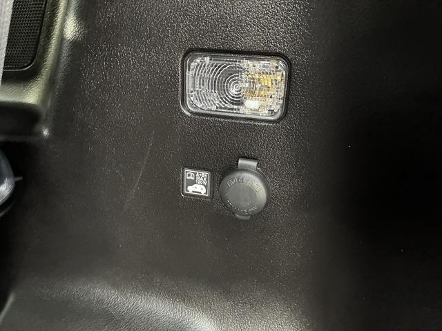 ソリオ ハイブリッドＭＸ　レンタアップ　ＳＤナビ　衝突軽減ブレーキ　バックカメラ　ＥＴＣ　ＢＴ　コーナーセンサー　クルーズコントロール　レーンアシスト　横滑り防止装置　片側電動スライドドア　パーキングアシスト　純正アルミ１５（19枚目）