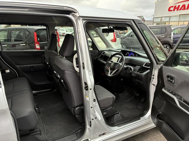 ソリオ ハイブリッドＭＸ　レンタアップ　ＳＤナビ　衝突軽減ブレーキ　バックカメラ　ＥＴＣ　ＢＴ　コーナーセンサー　クルーズコントロール　レーンアシスト　横滑り防止装置　片側電動スライドドア　パーキングアシスト　純正アルミ１５（20枚目）