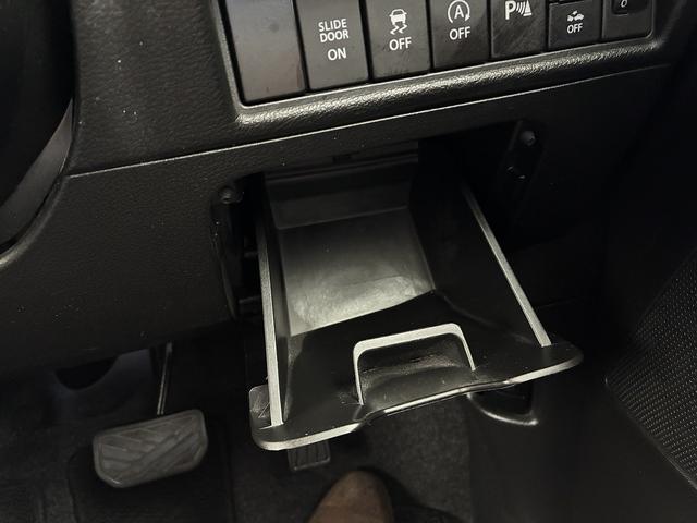 ソリオ ハイブリッドＭＸ　レンタアップ　ＳＤナビ　衝突軽減ブレーキ　バックカメラ　ＥＴＣ　ＢＴ　コーナーセンサー　クルーズコントロール　レーンアシスト　横滑り防止装置　片側電動スライドドア　パーキングアシスト　純正アルミ１５（46枚目）